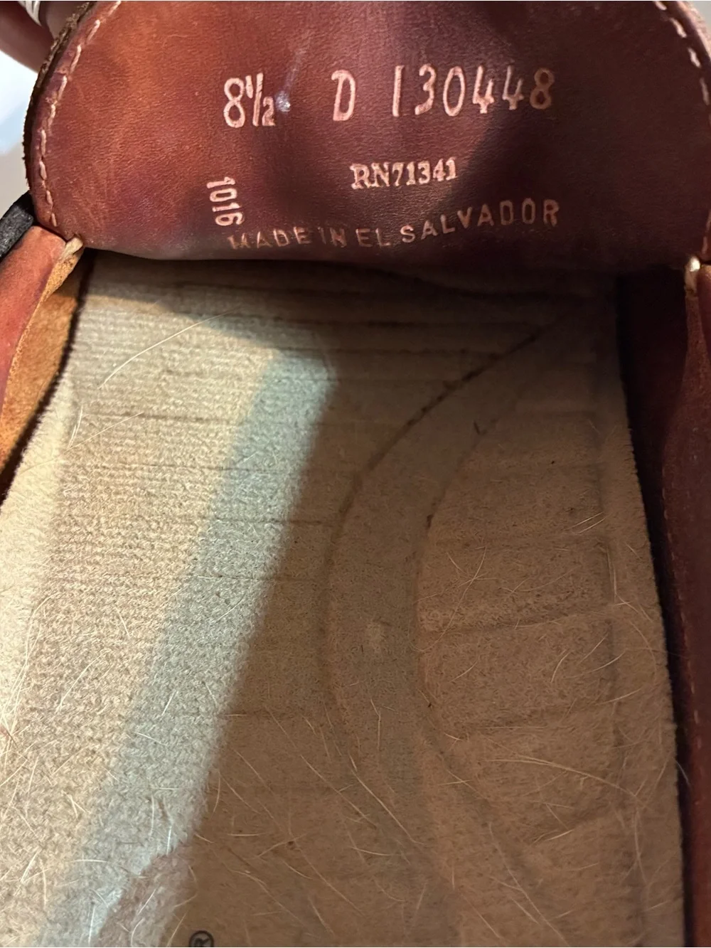 L.L. Bean Men's 8.5 Moccasins Hand Sewn Boat Shoes Leather Brown Loafers